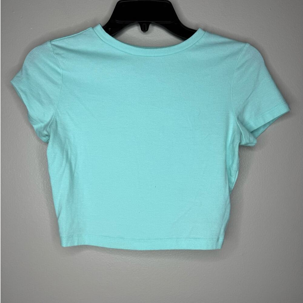 Wild Fable Light Blue/ Teal Cropped Baby Tee Shirt Size Small
